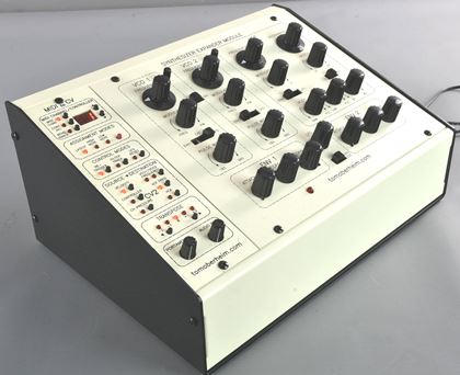 Oberheim-SEM standalone MIDI-CV boxed